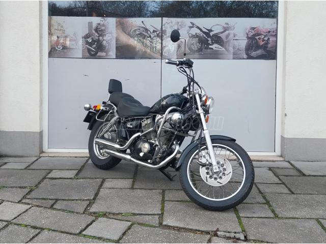 YAMAHA XV 250 (VIRAGO)