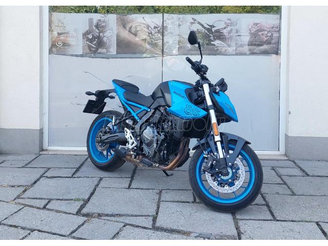 SUZUKI GSX 8 S